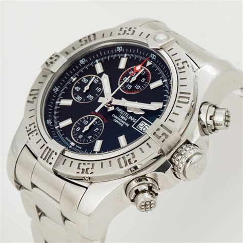 breitling avenger chronograph review